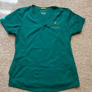 *USED* Rasmussen University scrub top hunter green